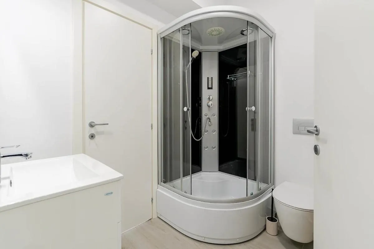 Downtown Urban Studio W Balcony Vol 3 Bukareszt Apartament